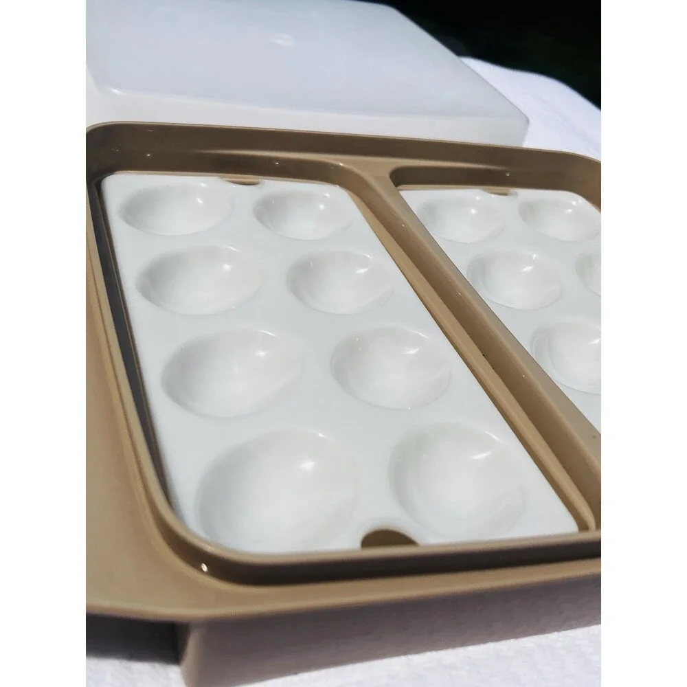 1970’s Vintage Tupperware 4 Piece Deviled Egg Keeper Carrier 723 4 Harvest Gold